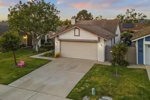5681 Calle Sencillo, Camarillo, CA 93012 - Photo 1