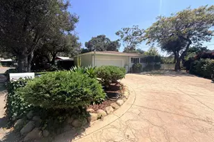 933 Laurel Rd, Santa Paula, CA 93060 - Photo 1