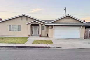 1031 Redwood St, Oxnard, CA 93033 - Photo 1