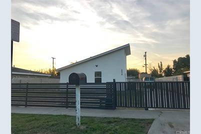 5039 La Rica Avenue - Photo 1