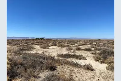 8 Vac/Vic Avenue D6/40 Stw, Lancaster, CA 93536 - Photo 1