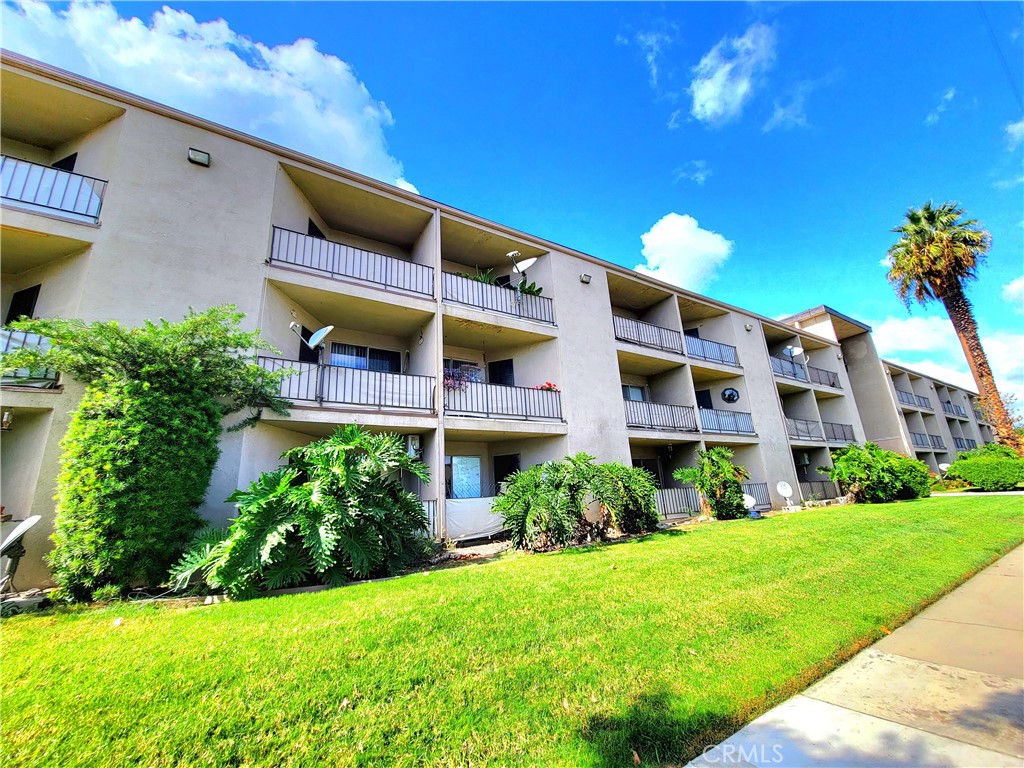 949 N Vine Ave, Ontario, CA 91762 MLS WS23026014 Coldwell Banker