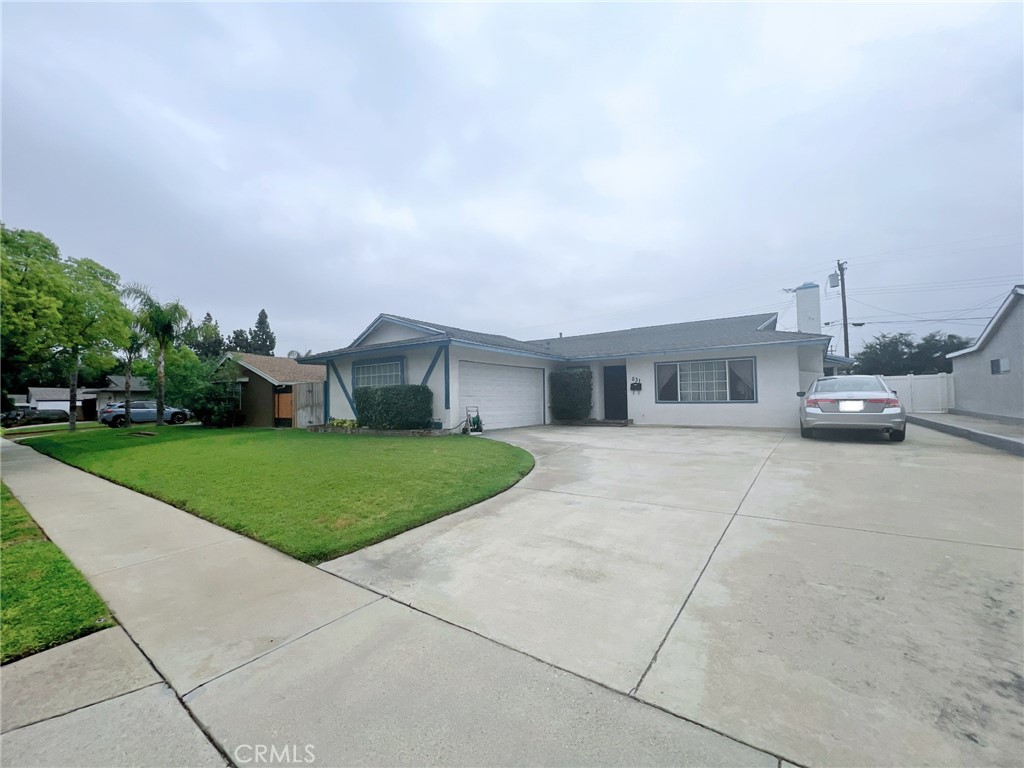 227 N Braziliana Dr, San Dimas, CA 91773, MLS# CV23067616