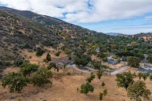17701 Alps Dr, Tehachapi, CA 93561 - Photo 1