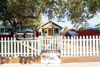 425 E Walnut Avenue, Monrovia, CA 91016 - Photo 1