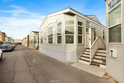 8250 Lankershim Blvd #40, North Hollywood, CA 91605 - Photo 1