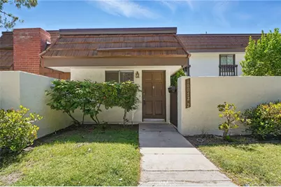 10072 Larwin Avenue #2, Chatsworth, CA 91311 - Photo 1