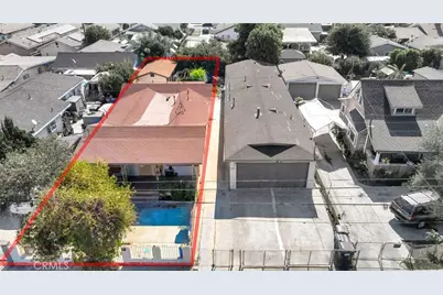8022 Crockett Boulevard, Los Angeles, CA 90001 - Photo 1