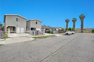 1665 E 84th St, Los Angeles, CA 90001 - Photo 1