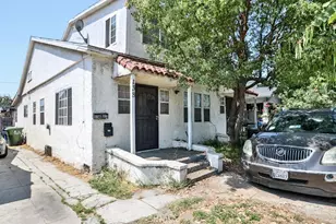 138 W 60th St, Los Angeles, CA 90003 - Photo 1