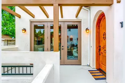 95 N Sierra Bonita Avenue #1, Pasadena, CA 91106 - Photo 1