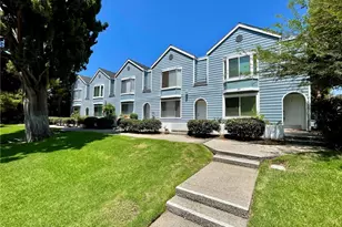 285 E Villa St, Pasadena, CA 91101 - Photo 1