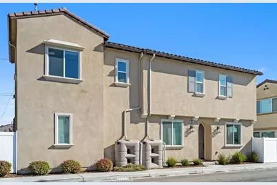 1654 W Plaza Del Amo, Torrance, CA 90501 - Photo 1