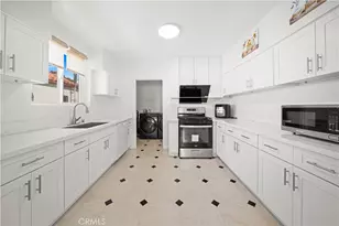 590 N Daisy Ave, Pasadena, CA 91107 - Photo 1