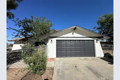 11861 10th, Hesperia, CA 92345 - Photo 1