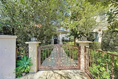 158 S Sierra Madre Boulevard #4, Pasadena, CA 91107 - Photo 1