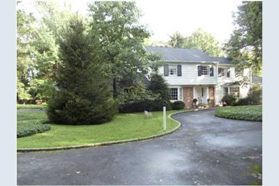 9 Oakley Ln, Greenwich, CT 06830 - MLS 86395 - Coldwell Banker