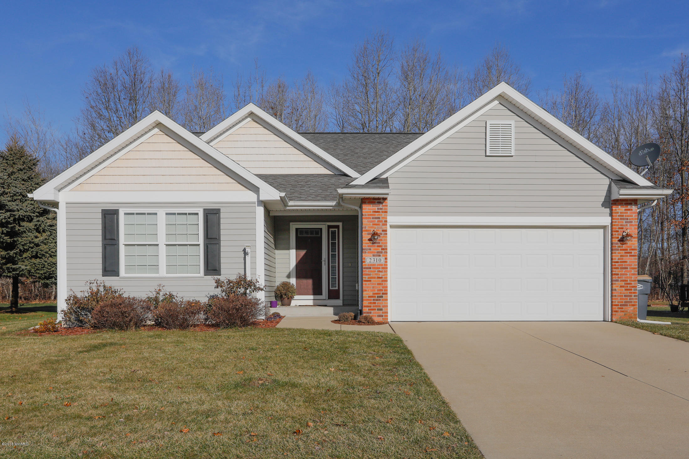 2310 Oakland Farms Trail, Portage, MI 49024 - MLS 18058725 ...