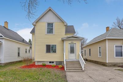 35 E 19th St Holland Mi 49423 Mls 19015918 Coldwell Banker