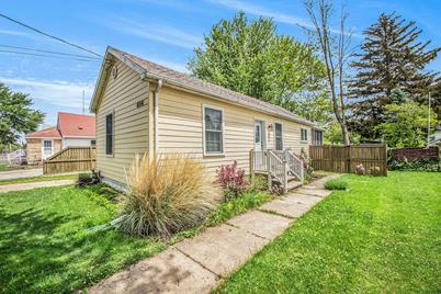 404 Cherry Street - Photo 1