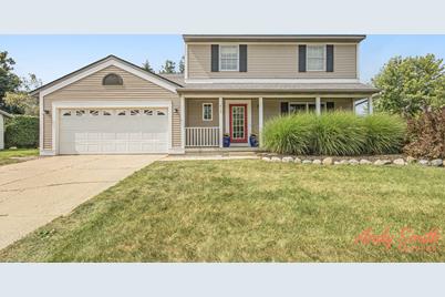 212 Jennifer Lane - Photo 1