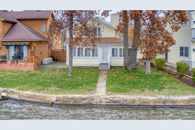 8588 N Shore Drive - Photo 1