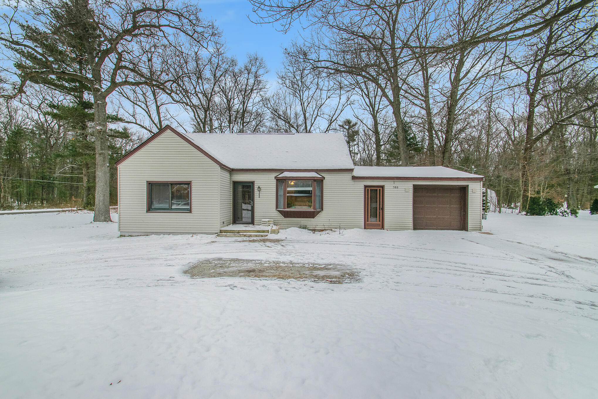 586 N Peterson Rd, Muskegon, MI 49445 MLS 22002035 Coldwell Banker