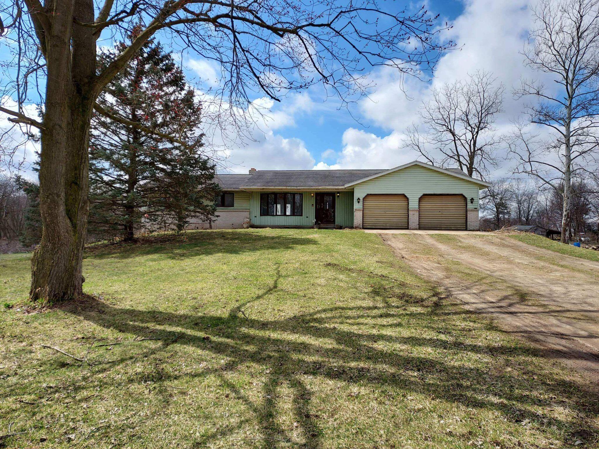 4300 24th St, Dorr, MI 49323 MLS 22009863 Coldwell Banker