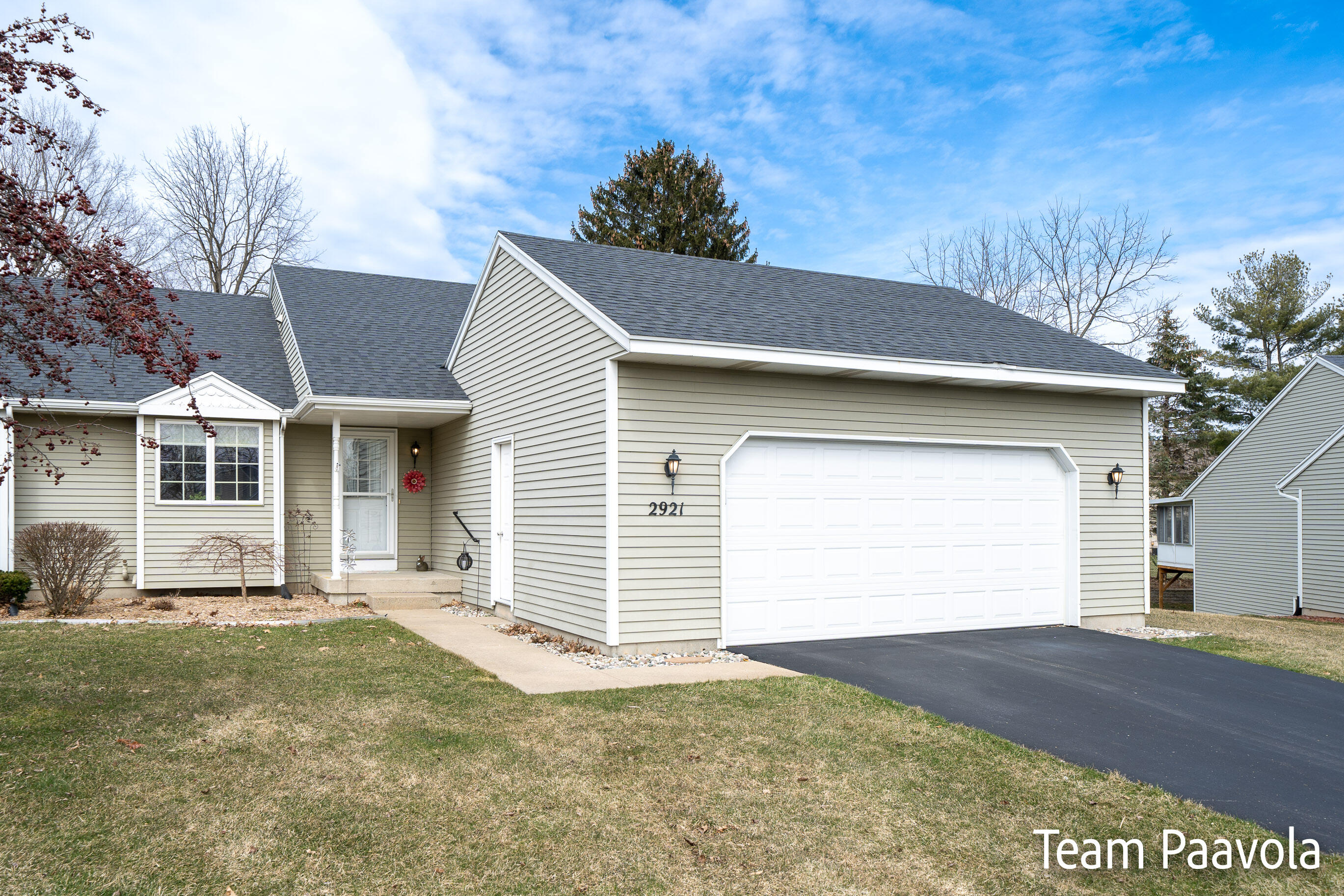 2921 Parkside Dr, Jenison, MI 49428 MLS 22011370 Coldwell Banker