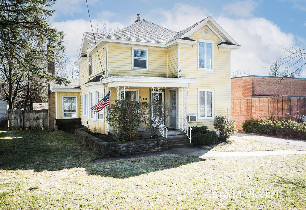 1940 Leonard St, Grand Rapids, MI 49504 MLS 22011442 Coldwell Banker