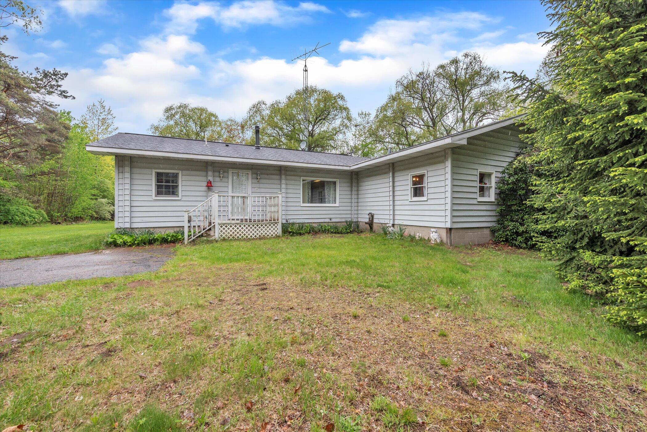 66 68th St, South Haven, MI 49090 MLS 22019566 Coldwell Banker