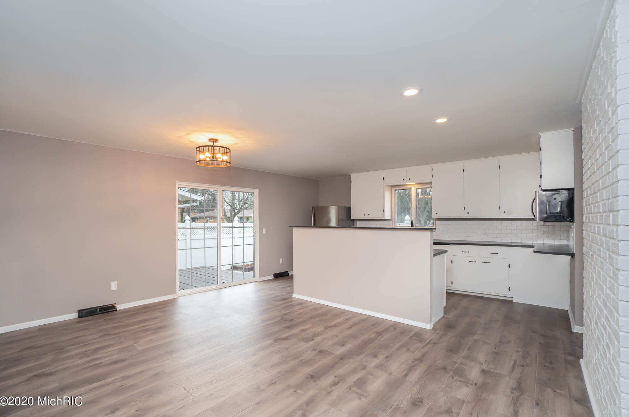 2515 Mcewan St, Saginaw MI 48602-3548 exterior