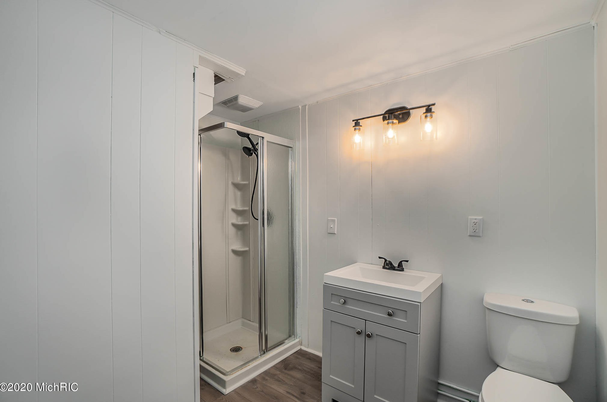 2515 Mcewan St, Saginaw MI 48602-3548 exterior