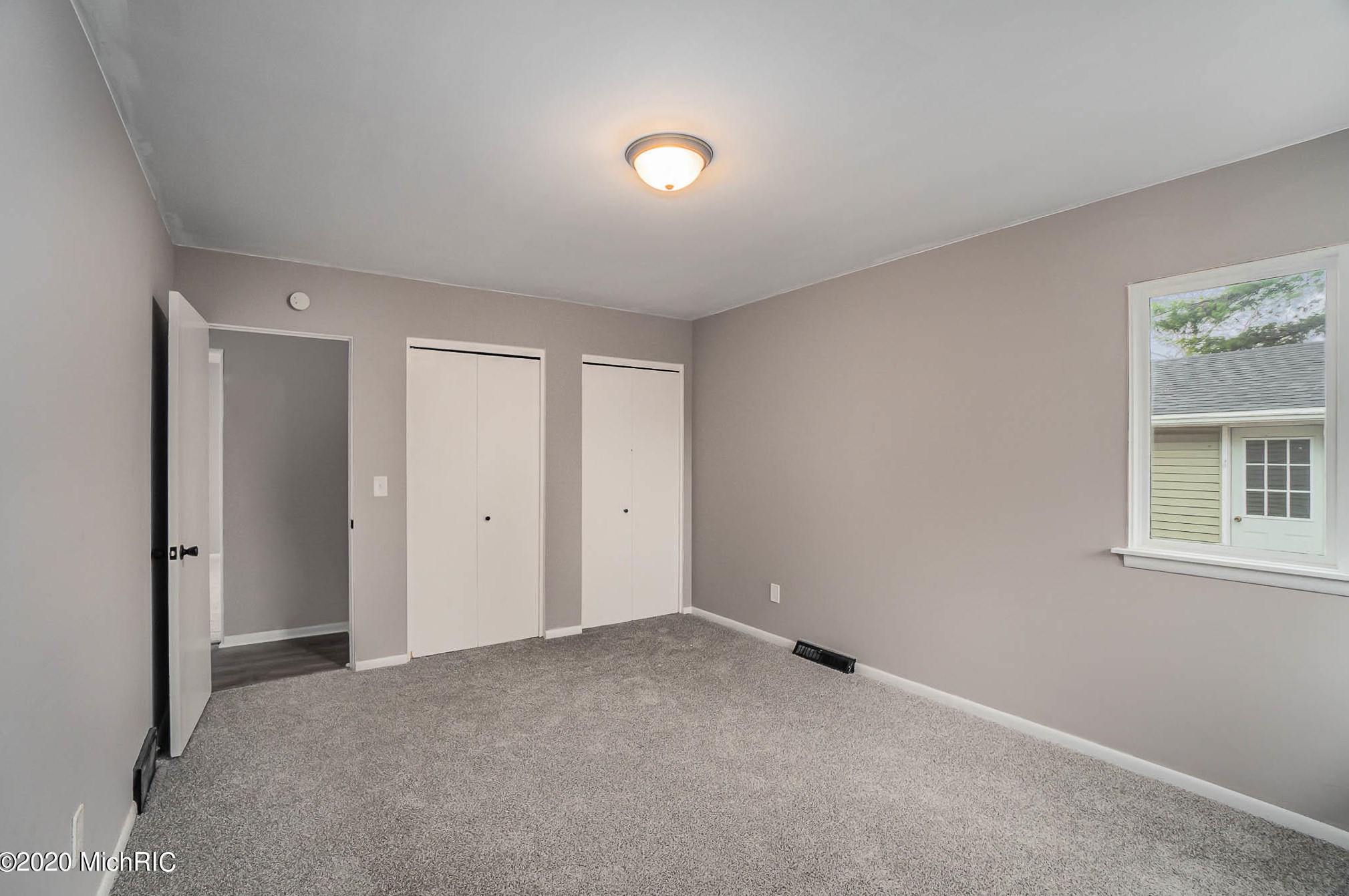 2515 Mcewan St, Saginaw MI 48602-3548 exterior