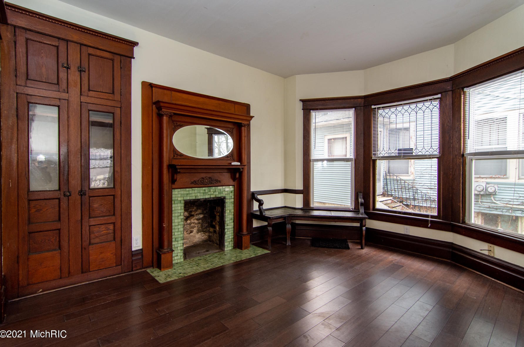 7 5 St, Niles MI 49120-2414 exterior