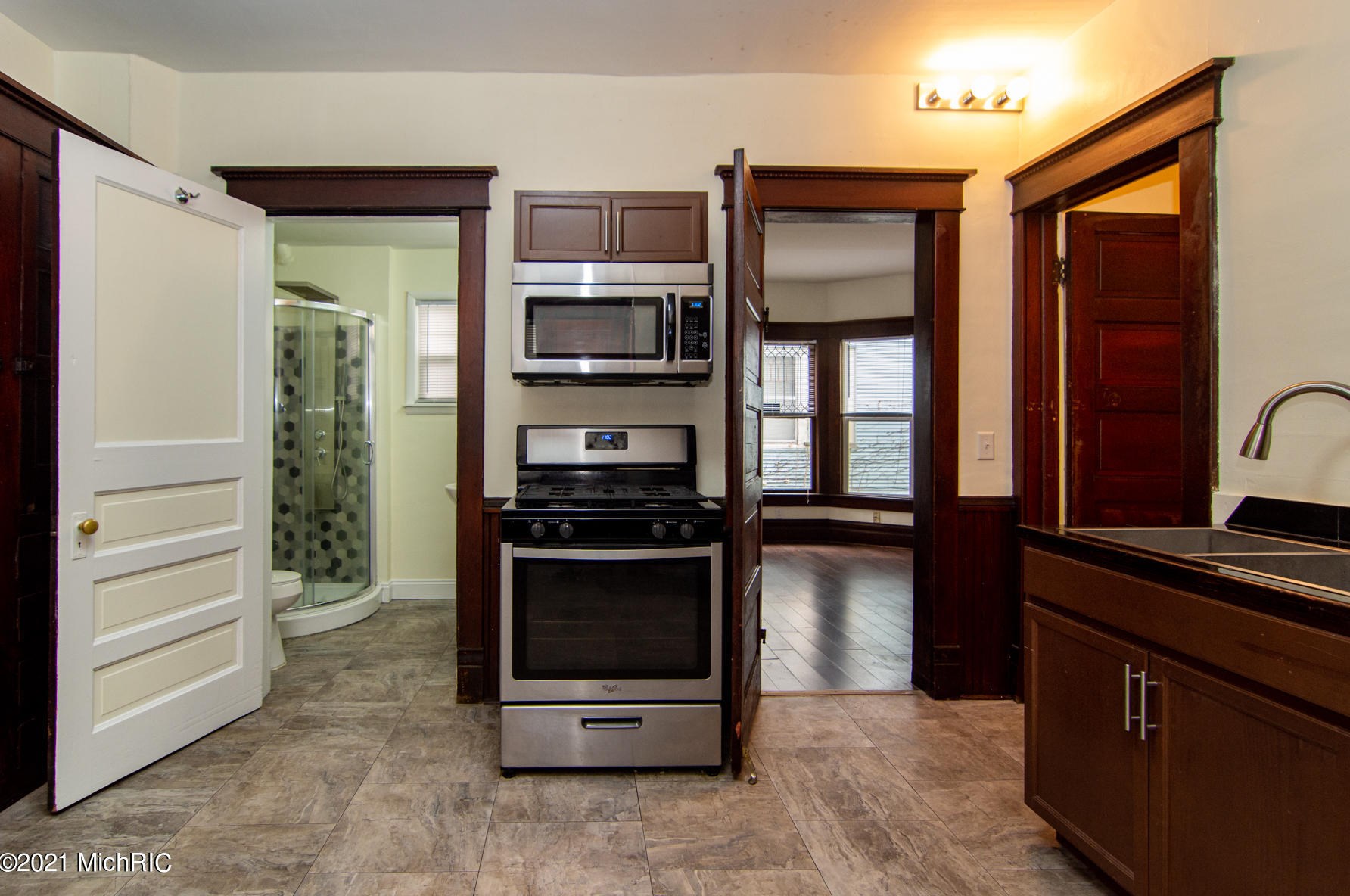 7 5 St, Niles MI 49120-2414 exterior