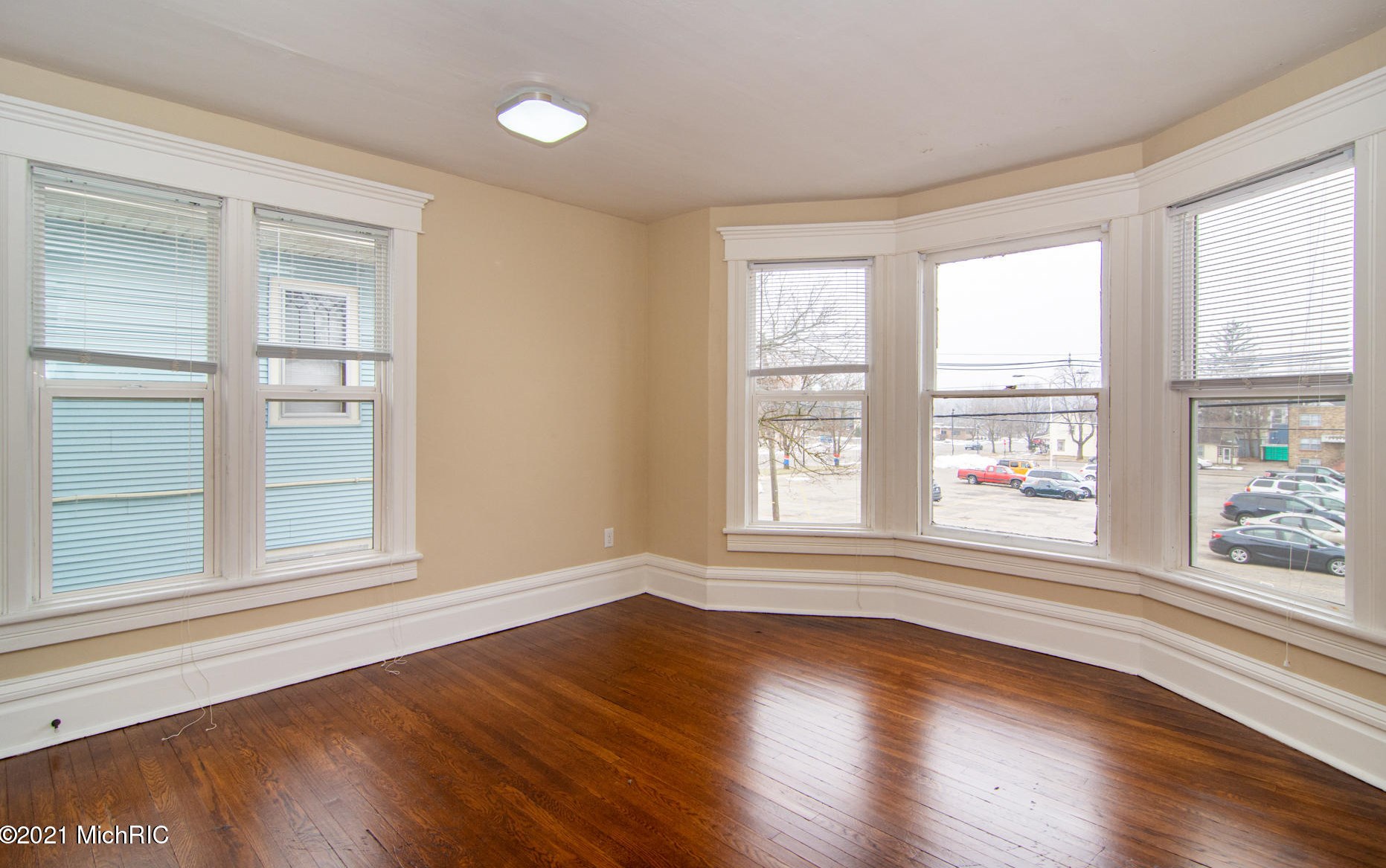 7 5 St, Niles MI 49120-2414 exterior