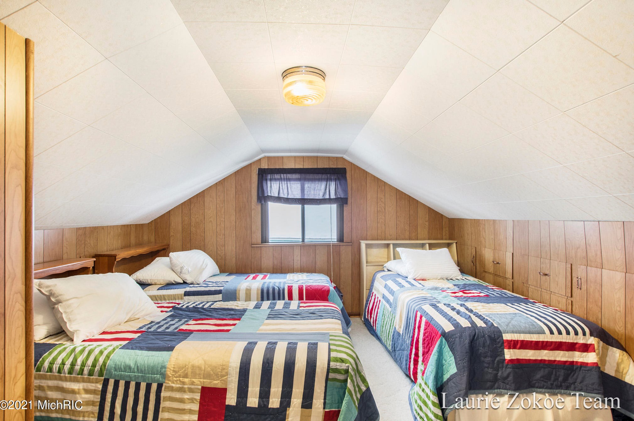 7849 Minising Point Dr, Baldwin MI 49304-8775 exterior