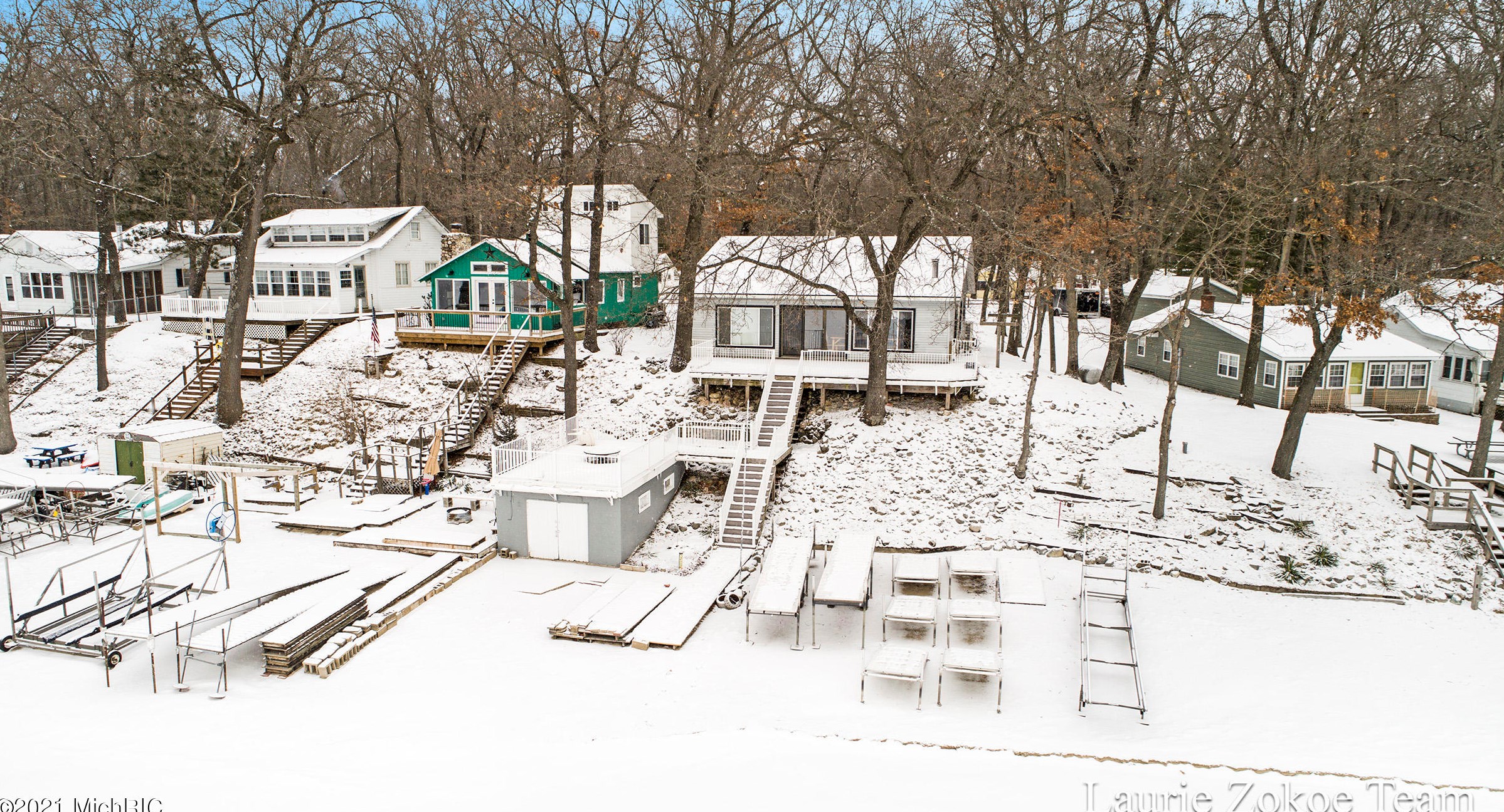 7849 Minising Point Dr, Baldwin MI 49304-8775 exterior