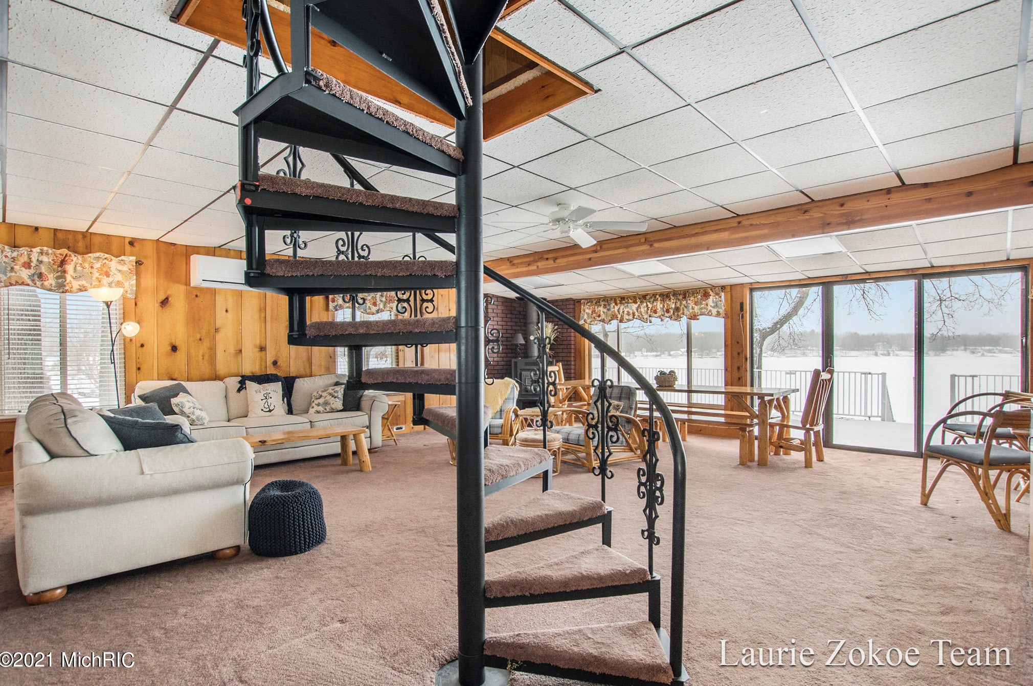 7849 Minising Point Dr, Baldwin MI 49304-8775 exterior