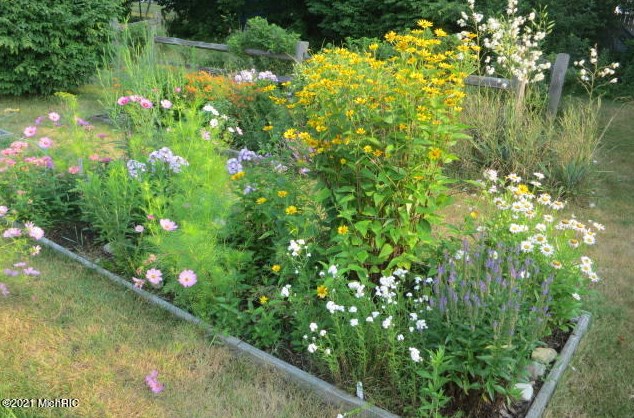 158 Taylor St, Stronach MI 49660-1251 exterior