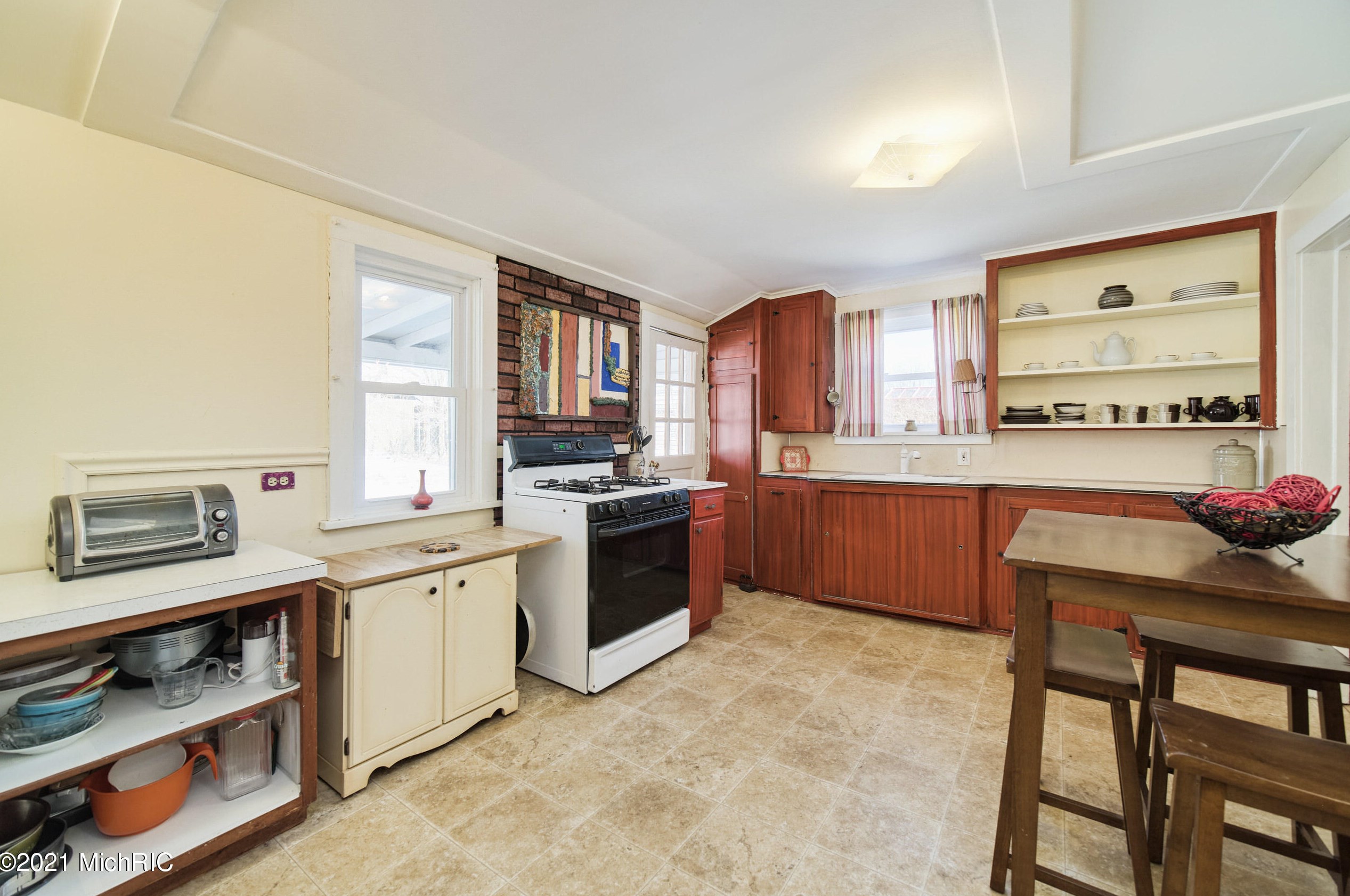 158 Taylor St, Stronach MI 49660-1251 exterior