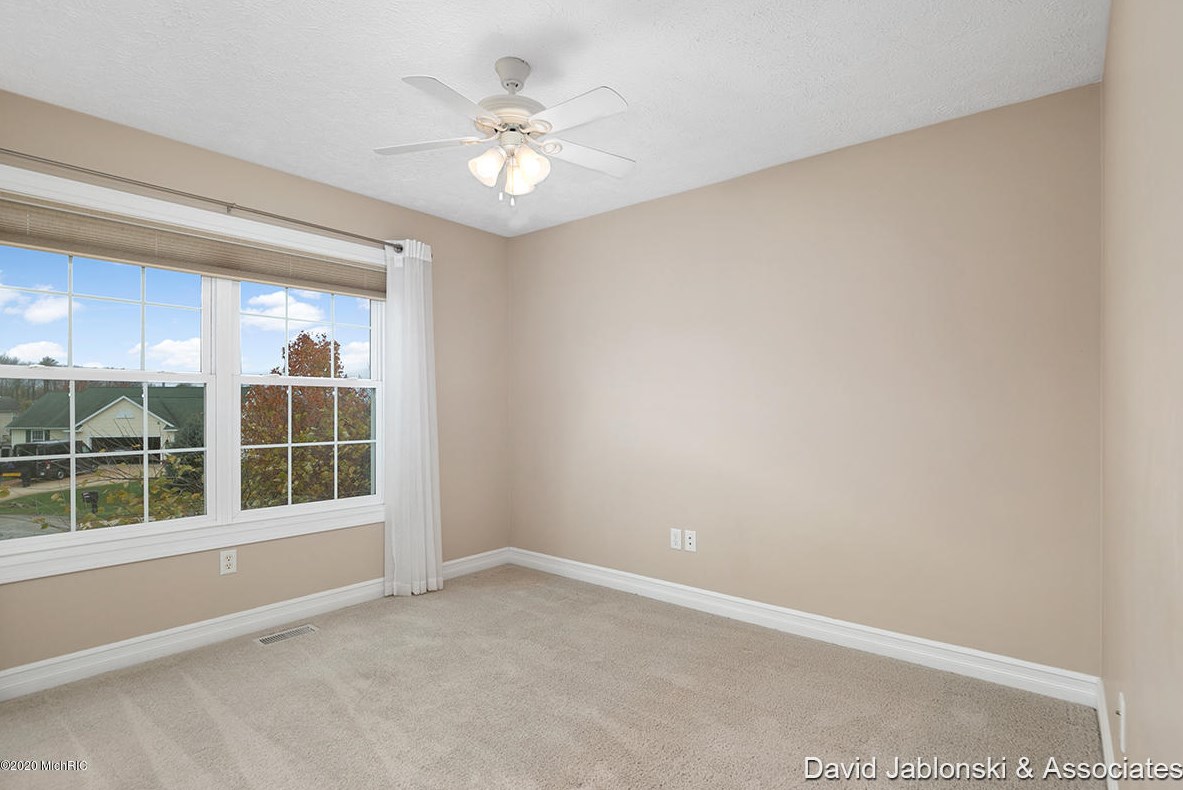 4483 Chicory Ct, Wayland MI 49348-8921 exterior