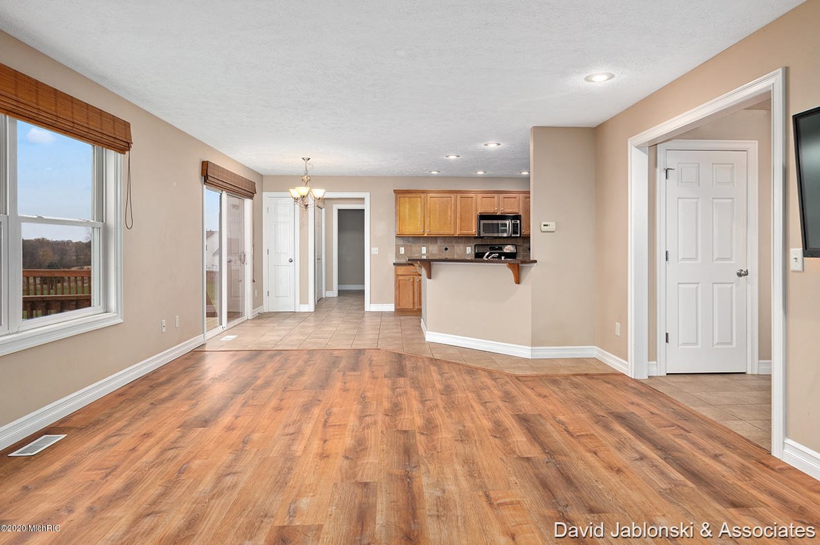 4483 Chicory Ct, Wayland MI 49348-8921 exterior