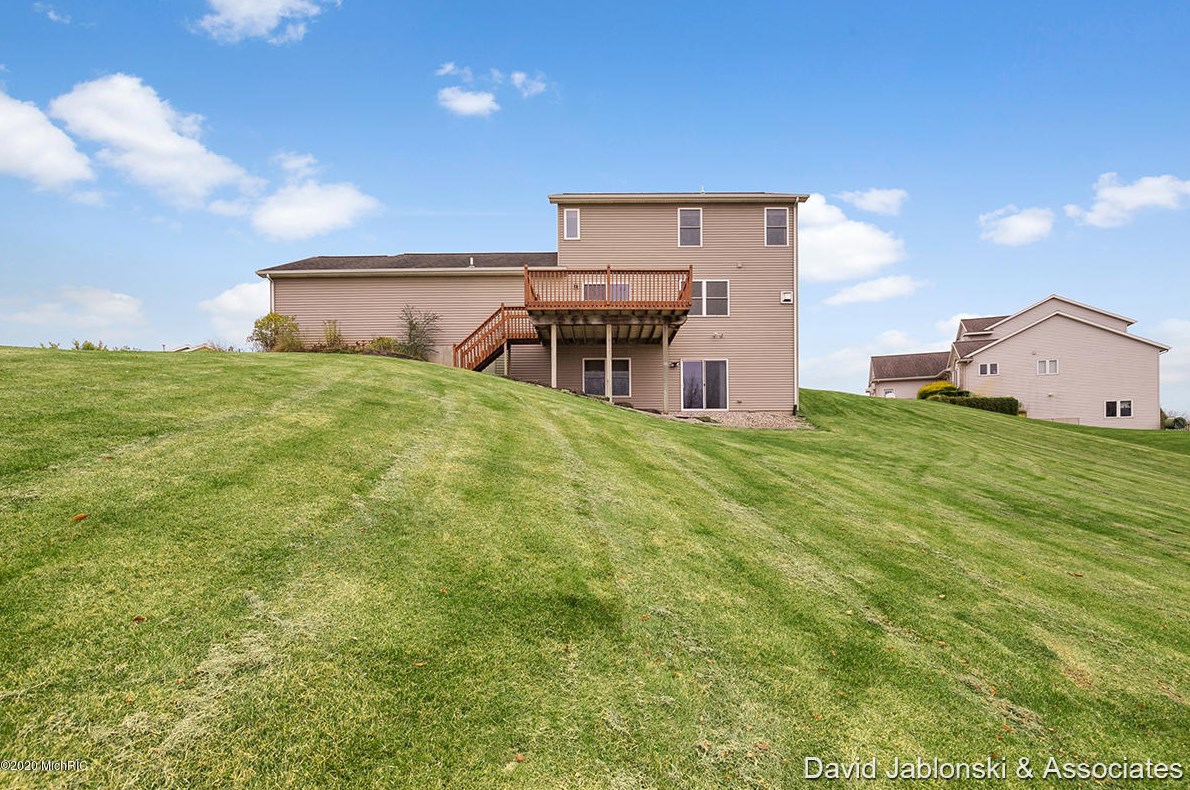 4483 Chicory Ct, Wayland MI 49348-8921 exterior