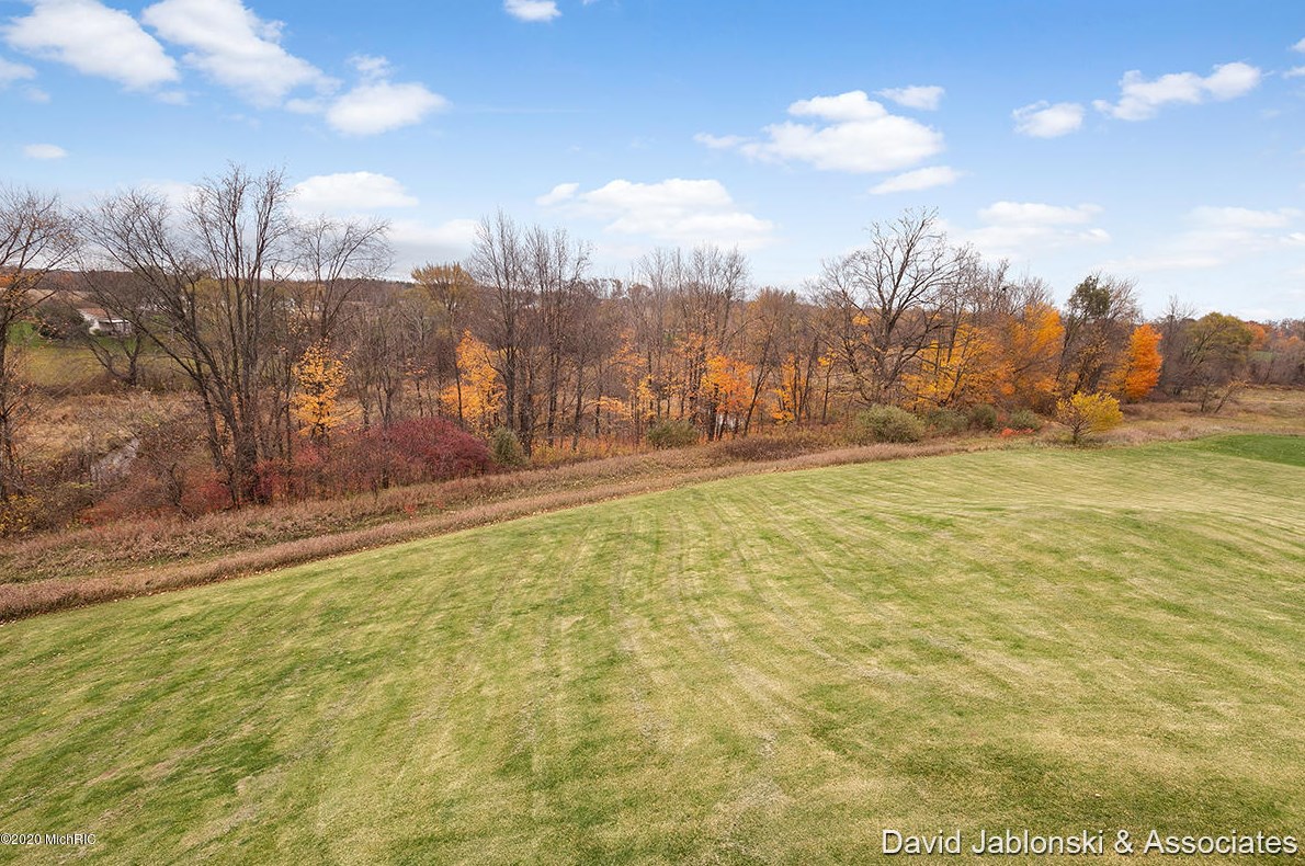 4483 Chicory Ct, Wayland MI 49348-8921 exterior