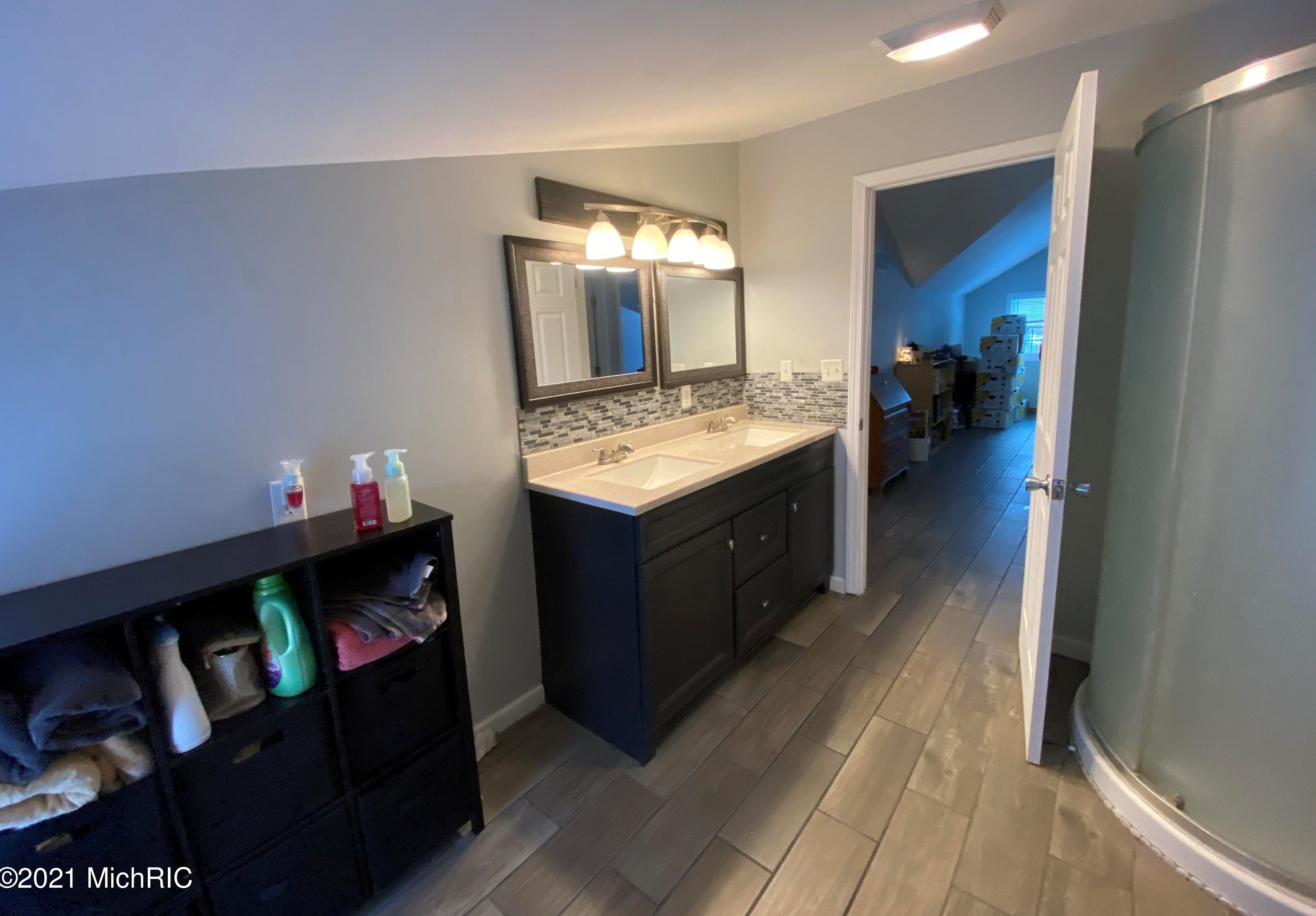 3161 Detroit Rd, Niles MI 49120-9454 exterior