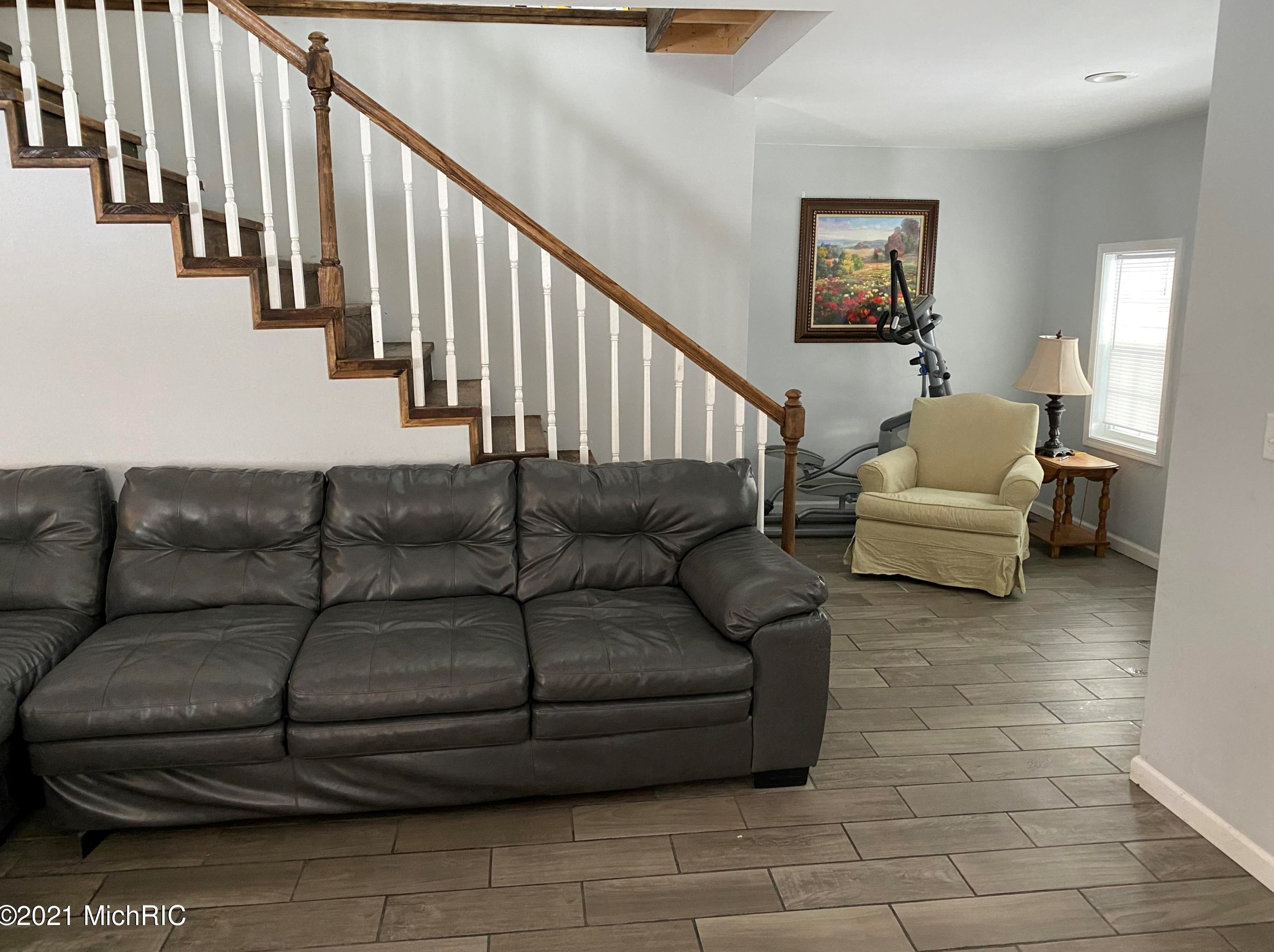 3161 Detroit Rd, Niles MI 49120-9454 exterior