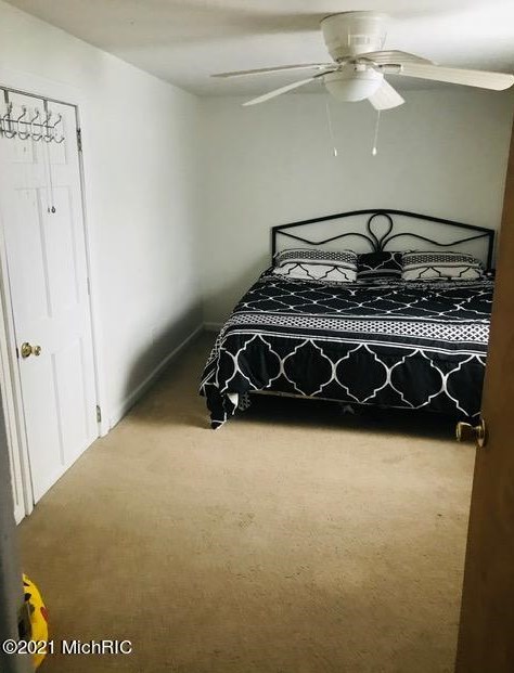 742 Maple St, Niles MI 49120-3256 exterior