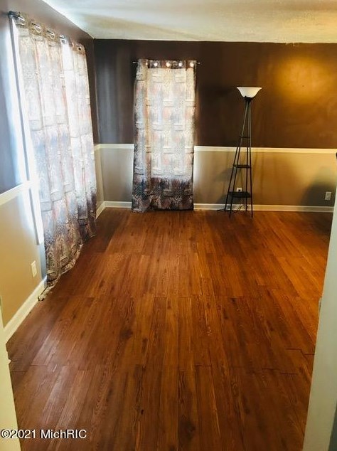 742 Maple St, Niles MI 49120-3256 exterior